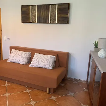 Selyemakac Apartman Apartment