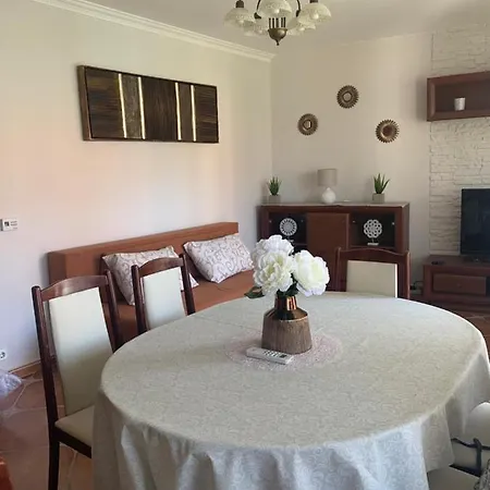 Selyemakac Apartman Apartment Balatonlelle